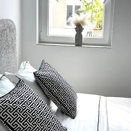 Apartment Prevert Mons