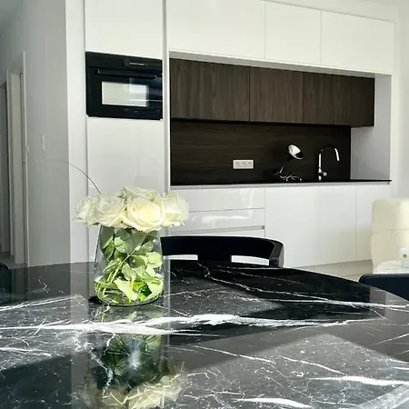 Apartment Prevert *