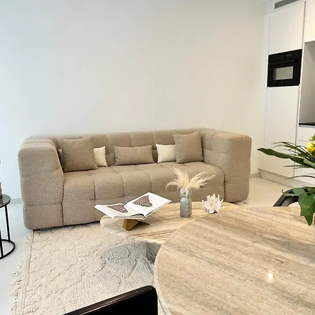 Apartment Prevert